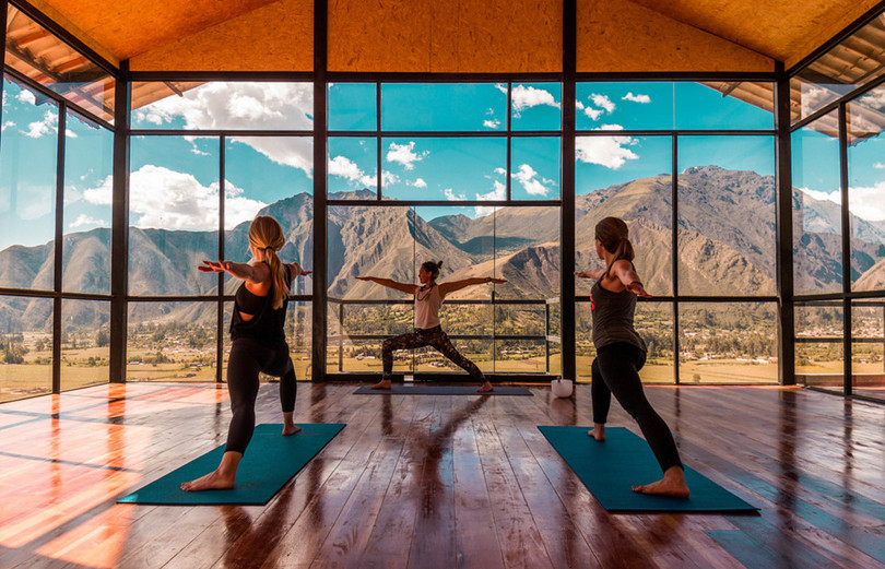 Sau những giờ thiền định, bạn có thể tản bộ, hít thở bầu không khí trong lành và tham quan di tích lịch sử ở đây. Một buổi sáng thức dậy với tầm nhìn 360 độ của dãy núi Andes, sẽ có lúc bạn tự hỏi mình có phải đang mơ không. Ảnh: Retreat.guru. Kết hợp du lịch và yoga, đừng quên 5 nơi tĩnh lặng đầy quyến rũ này