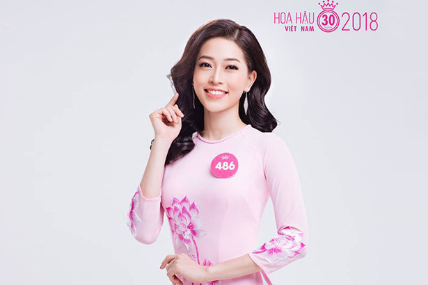 Người đẹp HHVN 2018 gốc Hà Tĩnh: “Có một tình yêu rất lạ với quê hương” ảnh 10 Người đẹp HHVN 2018 gốc Hà Tĩnh: “Có một tình yêu rất lạ với quê hương”