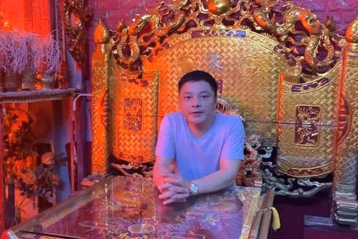 Tự xưng “Ngọc Hoàng giáng trần” trấn yểm COVID-19: Có dấu hiệu lợi dụng tôn giáo để trục lợi