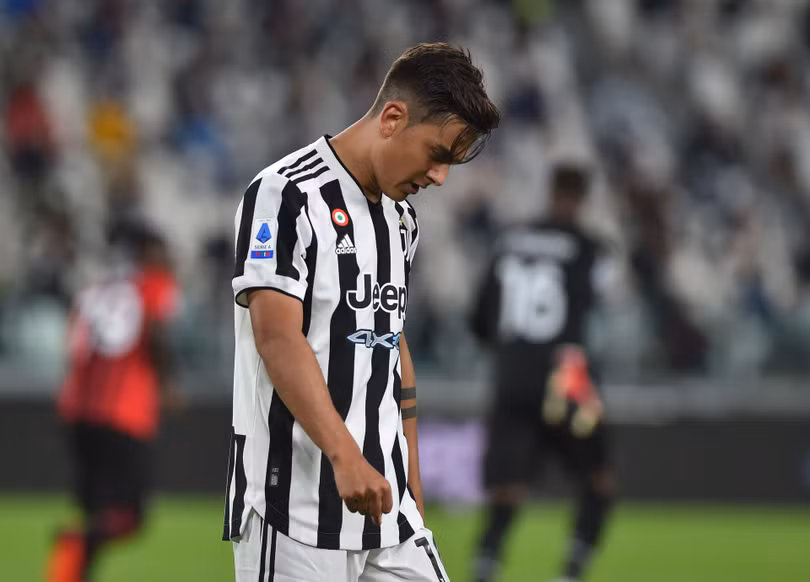 Juventus rơi xuống nhóm rớt hạng tại Serie A