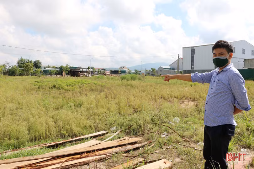 Vì sao Cụm Công nghiệp Thái Yên được xây dựng bài bản vẫn chưa “hút” các hộ sản xuất đồ mộc?