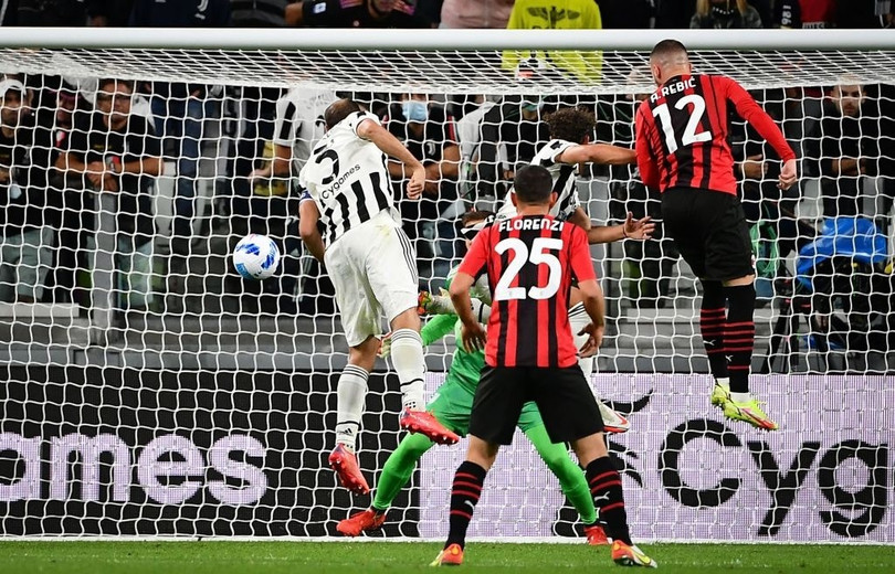 Juventus rơi xuống nhóm rớt hạng tại Serie A