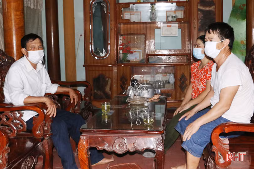 “Giúp dân cũng chính là giúp mình”