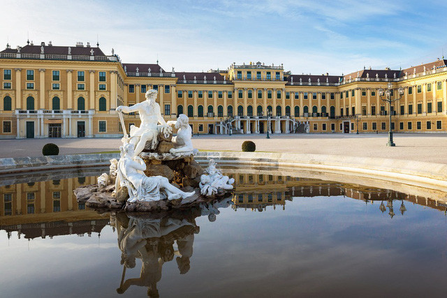 Chiêm ngưỡng 10 cung điện lỗng lẫy nhất thế giới - Ảnh 9. Chiêm ngưỡng 10 cung điện lỗng lẫy nhất thế giới