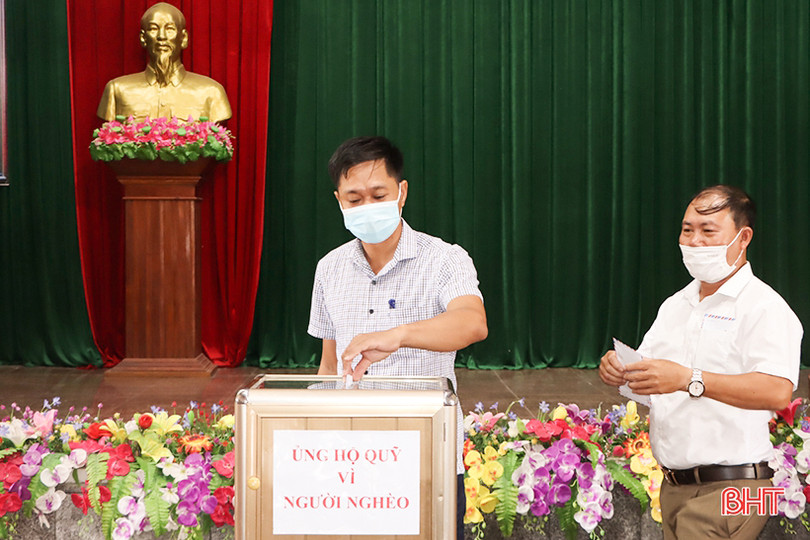 Cẩm Xuyên phát động ủng hộ “Quỹ vì người nghèo”