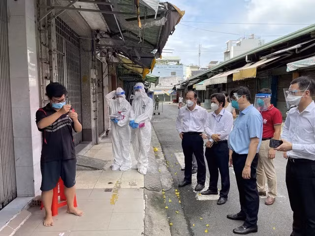 Bộ Y tế đánh giá nguy cơ dịch bệnh ở 4 tỉnh, thành phố có số ca mắc COVID-19 nhiều nhất