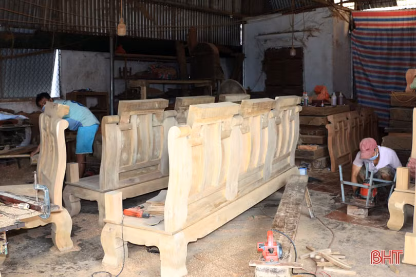 Vì sao Cụm Công nghiệp Thái Yên được xây dựng bài bản vẫn chưa “hút” các hộ sản xuất đồ mộc?