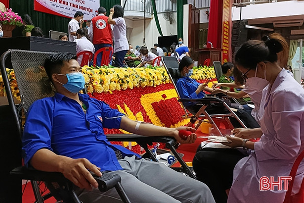 Ngày hội hiến máu tình nguyện ở Thạch Hà