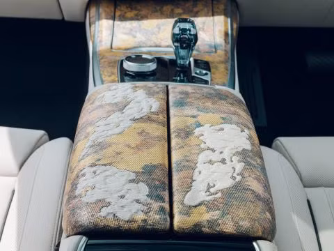 BMW X7 Nishijin Edition sản xuất chỉ 3 chiếc, giá 153.000 USD