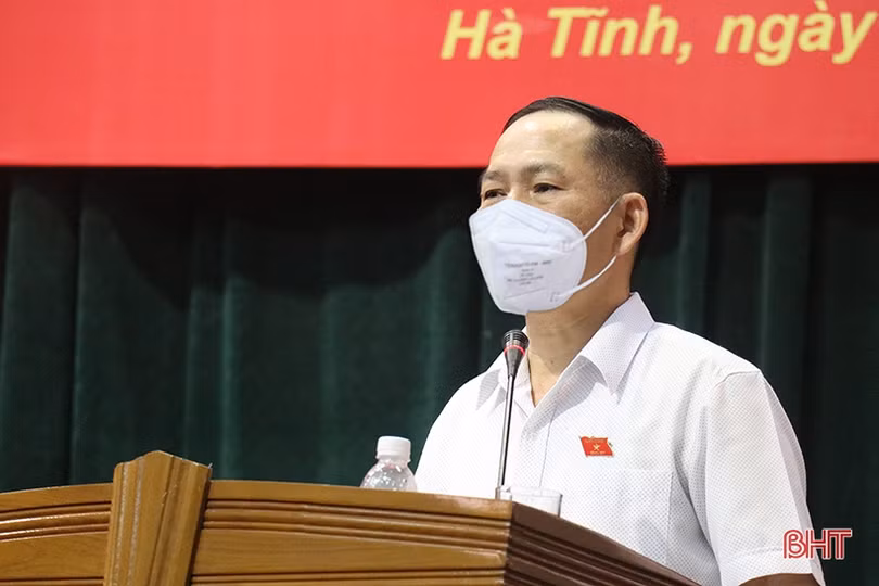 Cử tri Hà Tĩnh đóng góp các ý kiến tâm huyết xây dựng Dự án Luật Thi đua, khen thưởng