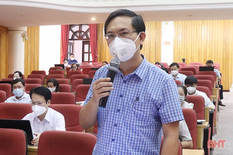 Cử tri Hà Tĩnh đóng góp các ý kiến tâm huyết xây dựng Dự án Luật Thi đua, khen thưởng