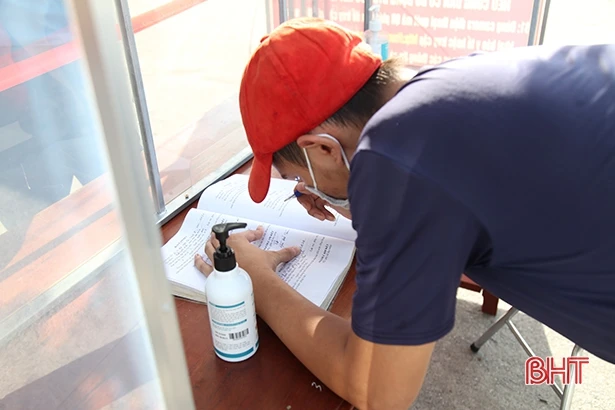 Tiếp tục duy trì kiểm soát, ngăn chặn dịch xâm nhập địa bàn Hà Tĩnh