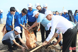 Hà Tĩnh hưởng ứng chiến dịch "Làm cho thế giới sạch hơn" 