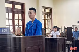 Mua ma túy qua mạng, lĩnh án 42 tháng tù 