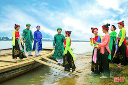 Lung linh ví, giặm 