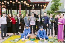 Xuân ấm áp, Tết sẻ chia ở Sơn Tây