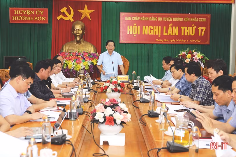 Hương Sơn tập trung xây dựng huyện đạt chuẩn nông thôn mới nâng cao giai đoạn 2023 - 2025
