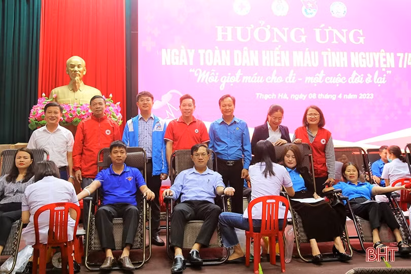 Ngày hội hiến máu ở Thạch Hà