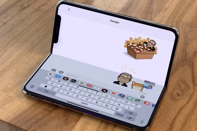 Apple sẽ hợp tác với LG để làm iPhone màn hình gập