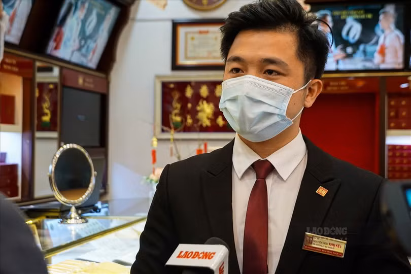 Đầu cơ vàng lướt sóng dịp vía Thần Tài, nên hay không?