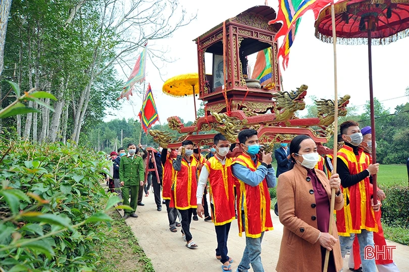 Lễ rước sắc phong vua Hàm Nghi đặc biệt của người dân Hương Khê