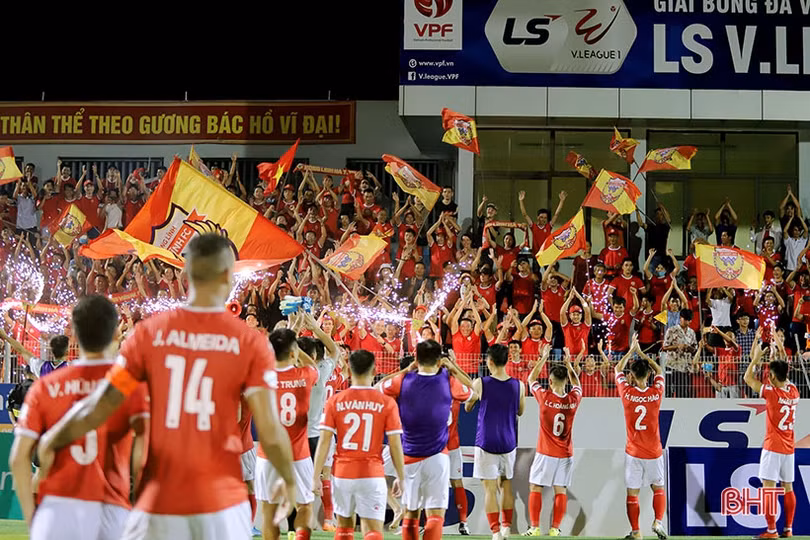 Nỗ lực để đưa bóng đá tỉnh Hà Tĩnh phát triển