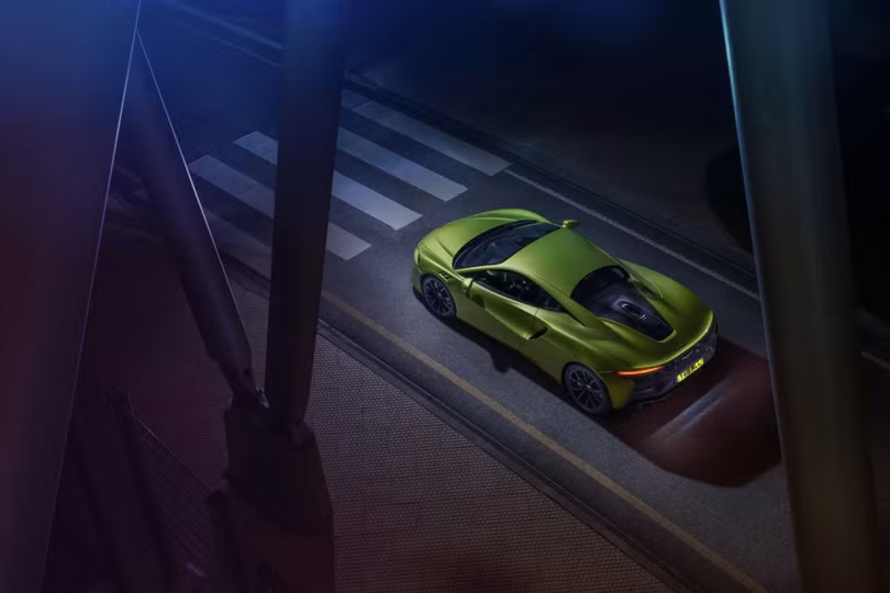 McLaren ra mắt siêu xe hybrid Artura