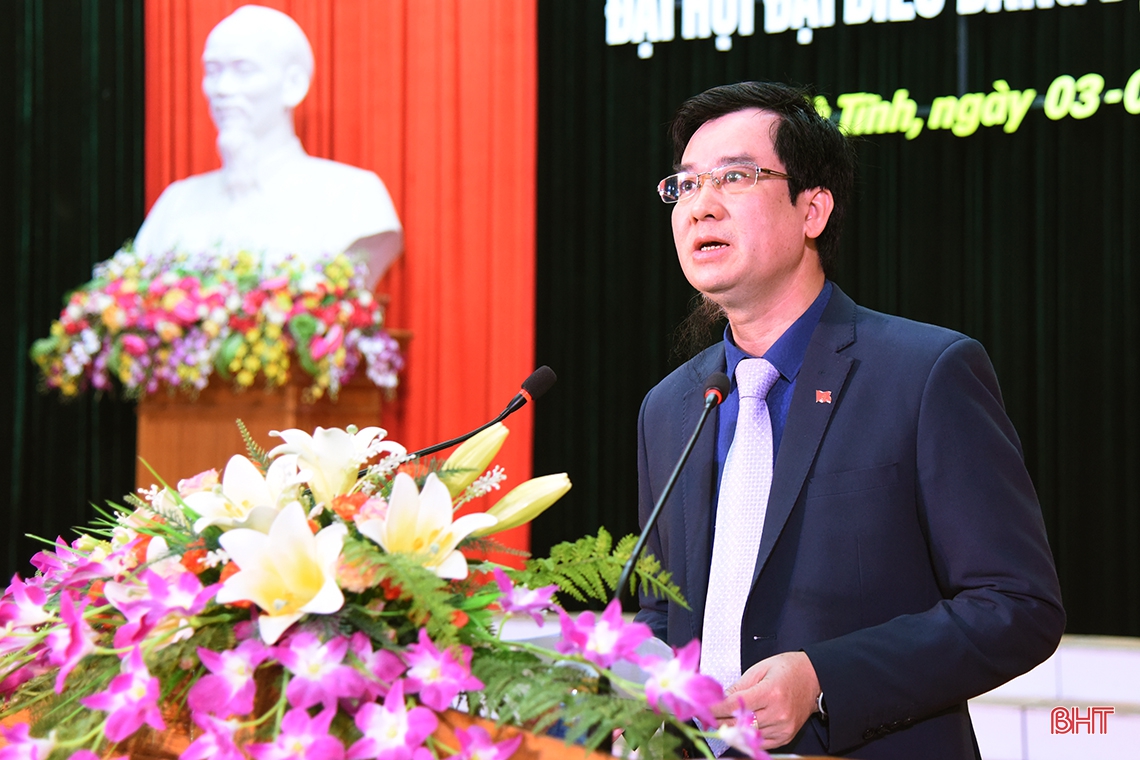 Phản ánh kịp thời, đầy đủ các kiến nghị của cử tri với Quốc hội và các cơ quan Nhà nước có liên quan