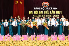 Chủ tịch UBND tỉnh dự Đại hội Đảng bộ xã Kỳ Anh