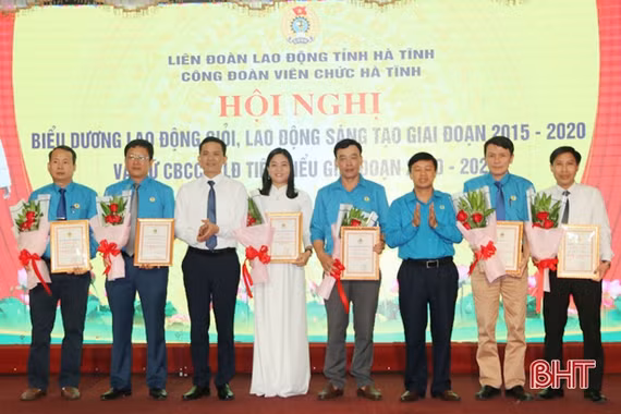 Công đoàn Viên chức Hà Tĩnh vinh danh 43 cá nhân, tập thể điển hình
