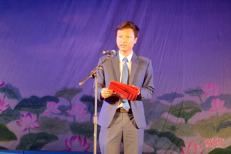 Lắng đọng Chương trình Nghệ thuật “Theo chân Bác” ở TX Kỳ Anh