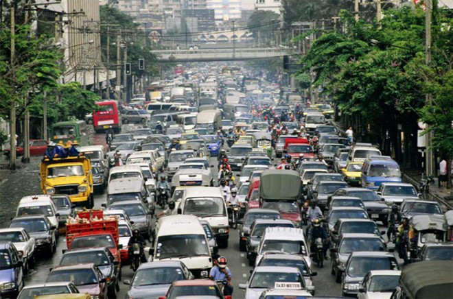 Nạn kẹt xe tại nơi tổ chức SEA Games 30