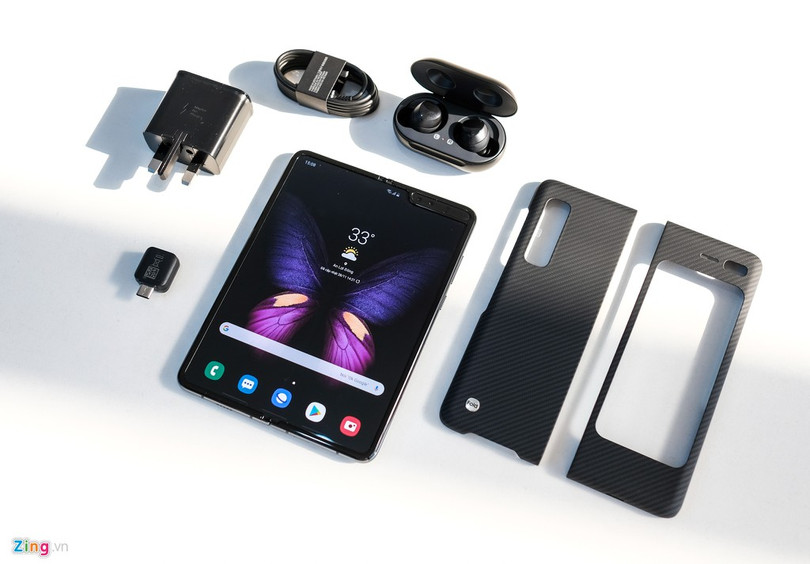 Trong hộp của Galaxy Fold giá 50 triệu có gì? ảnh 3 Trong hộp của Galaxy Fold giá 50 triệu có gì?