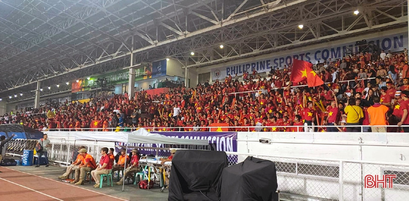 U22 Việt Nam vs Indonesia: CĐV Hà Tĩnh tiếp lửa cho thầy trò HLV Park