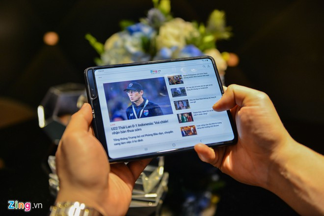 Samsung Galaxy Fold giá 50 triệu tại Việt Nam