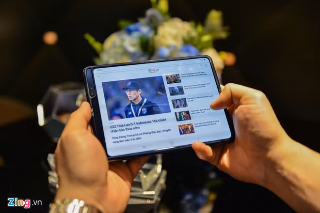 Samsung Galaxy Fold giá 50 triệu tại Việt Nam
