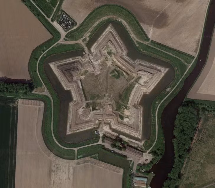 Hình ảnh từ trên cao cho thấy sự tác động của con người đến Trái đất