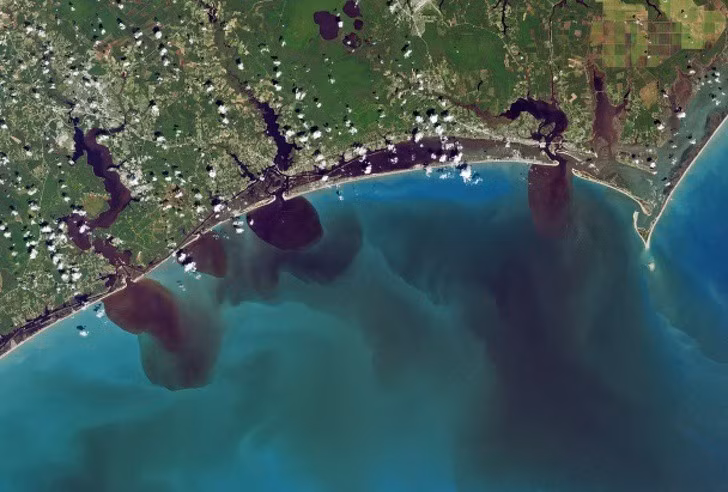 Hình ảnh từ trên cao cho thấy sự tác động của con người đến Trái đất