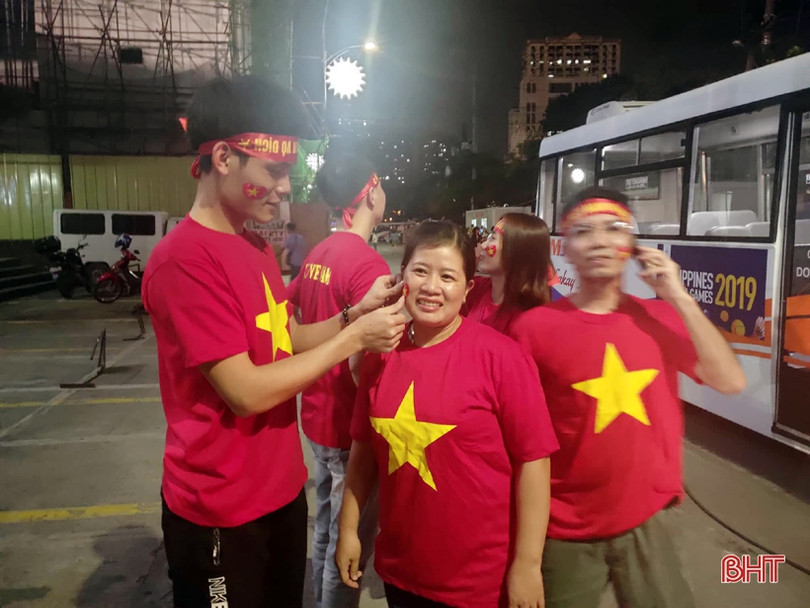 U22 Việt Nam vs Indonesia: CĐV Hà Tĩnh tiếp lửa cho thầy trò HLV Park