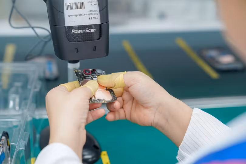 “Đột nhập” nhà máy có thể sản xuất 23 triệu smartphone/năm của tỷ phú Phạm Nhật Vượng ảnh 7 “Đột nhập” nhà máy có thể sản xuất 23 triệu smartphone/năm của tỷ phú Phạm Nhật Vượng