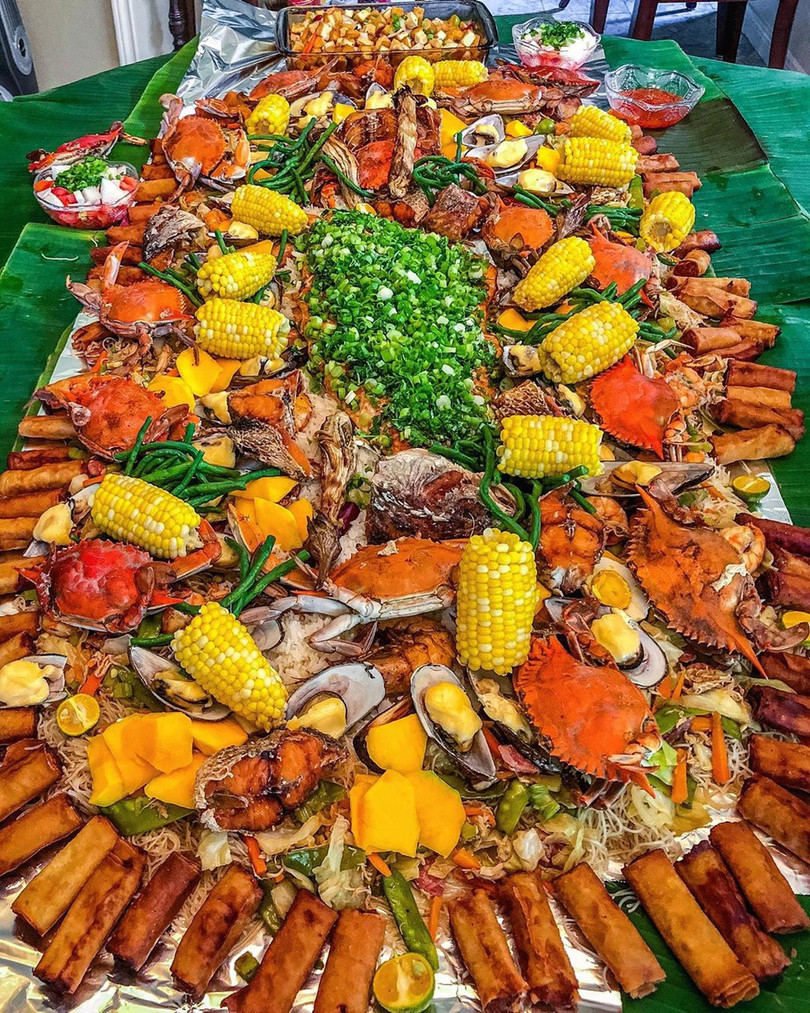 Tiệc ăn bốc của người Philippines