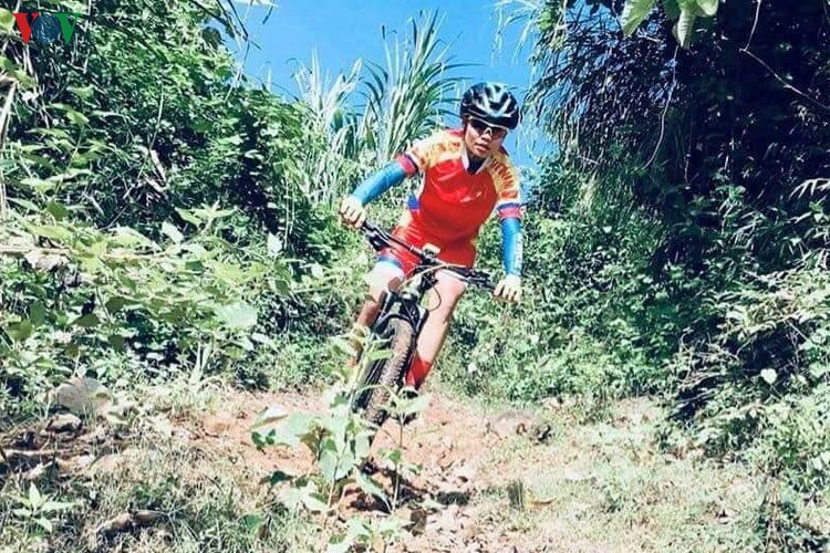 Đinh Thị Như Quỳnh giành HCV đầu tiên cho Việt Nam ở SEA Games 30