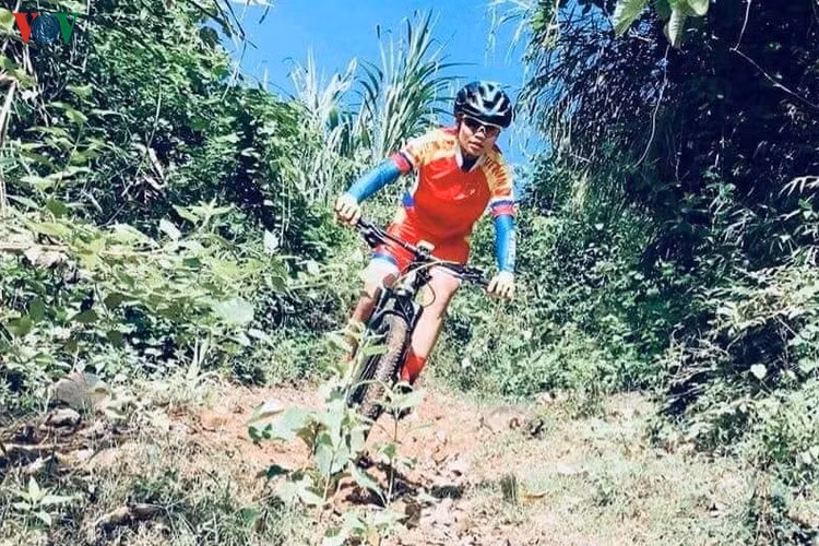 Đinh Thị Như Quỳnh giành HCV đầu tiên cho Việt Nam ở SEA Games 30