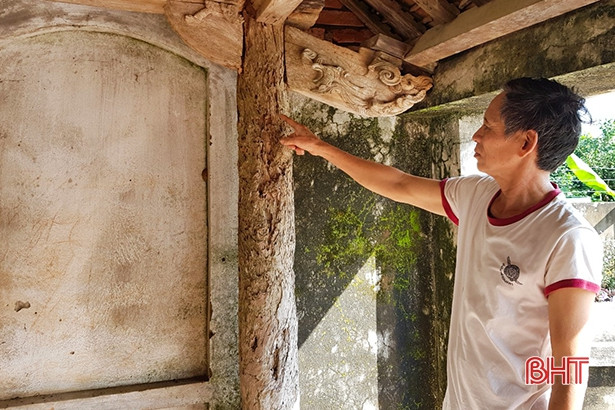 Ngói nát, cột mục, đình làng 300 năm tuổi vùng di sản Hà Tĩnh “kêu cứu”!