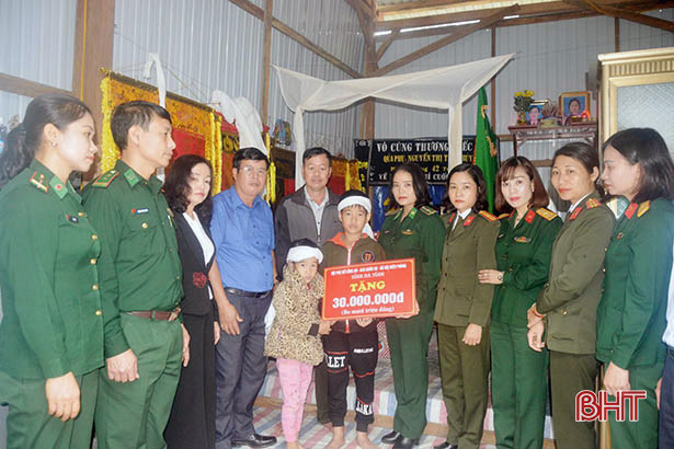 28 triệu đồng đến với gia đình bố bị tai nạn nguy cơ sống thực vật