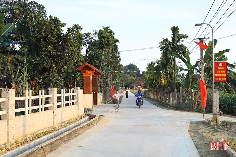 Xây dựng huyện nông thôn mới Hương Sơn từ tiêu chí khó