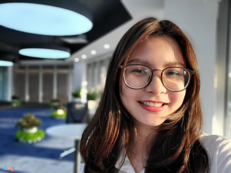 Trong hộp của Galaxy Fold giá 50 triệu có gì? ảnh 9 Trong hộp của Galaxy Fold giá 50 triệu có gì?