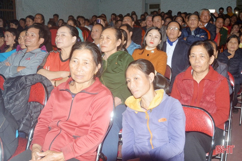 Lắng đọng Chương trình Nghệ thuật “Theo chân Bác” ở TX Kỳ Anh