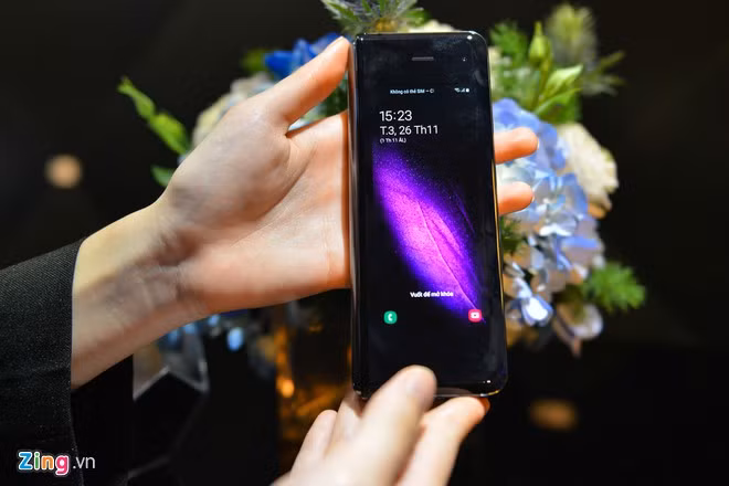 Samsung Galaxy Fold giá 50 triệu tại Việt Nam