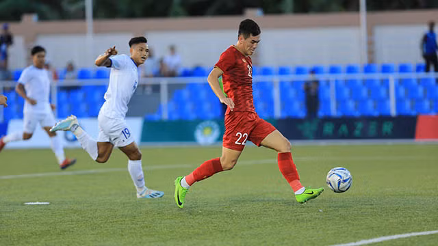 U22 Việt Nam 6-1 U22 Lào: Thầy trò Park Hang Seo vững ngôi đầu bảng B SEA Games 30